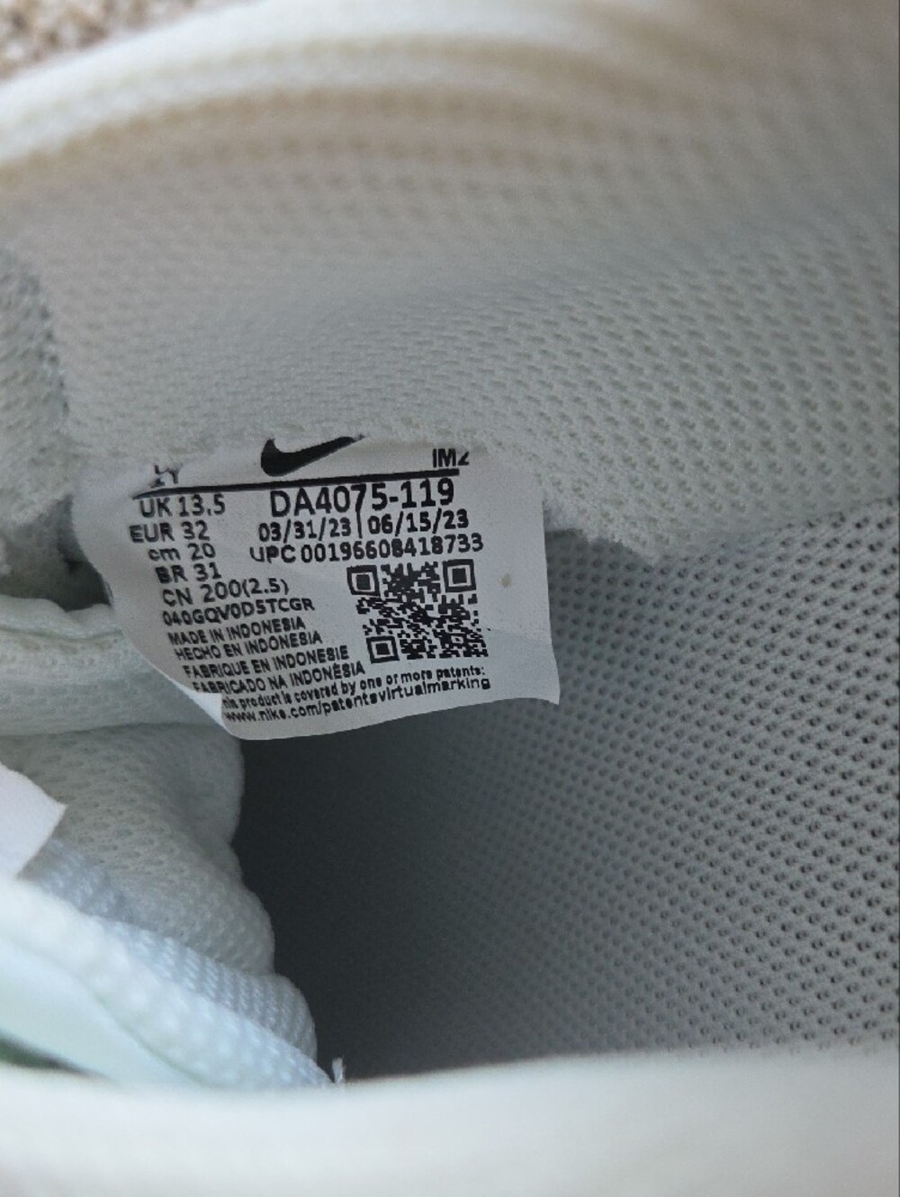 Nike Kids White Sneakers with Purple Swoosh and Strap - Picture 6 of 8
